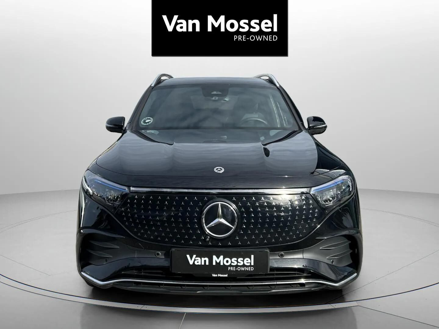 Sort Mercedes EQB250+ fra 2026