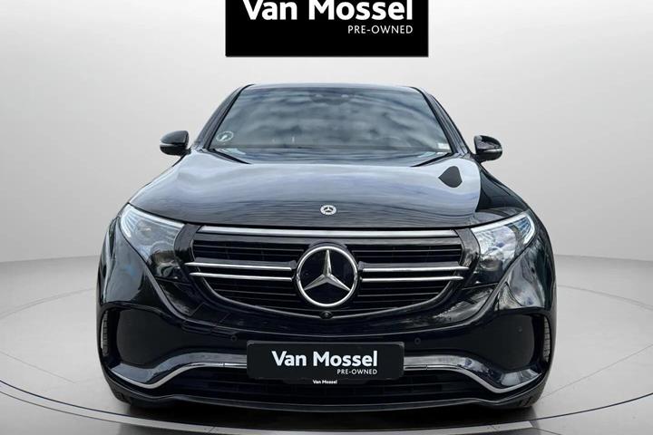 Sort Mercedes EQC400 fra 2023