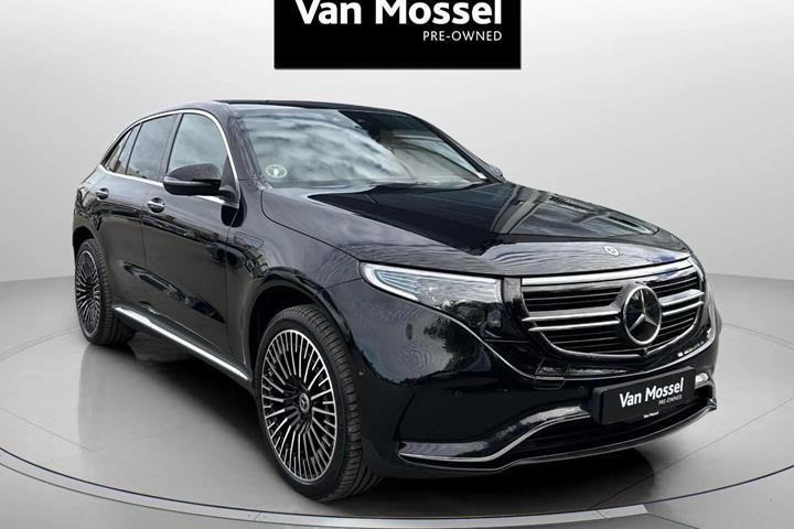 Sort Mercedes EQC400 fra 2023