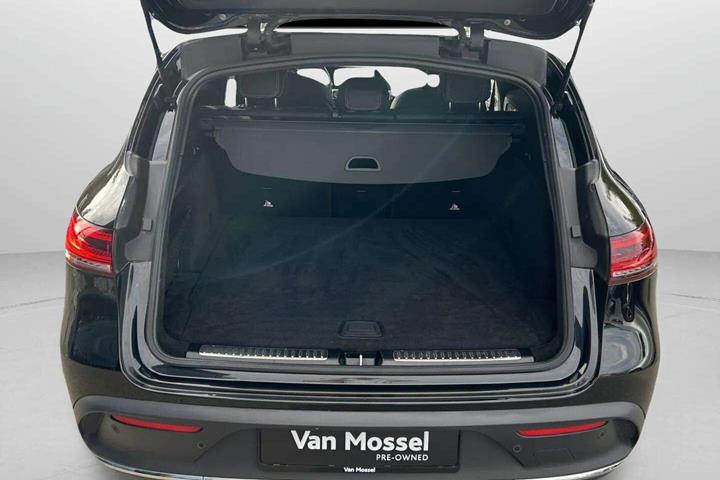 Sort Mercedes EQC400 fra 2023