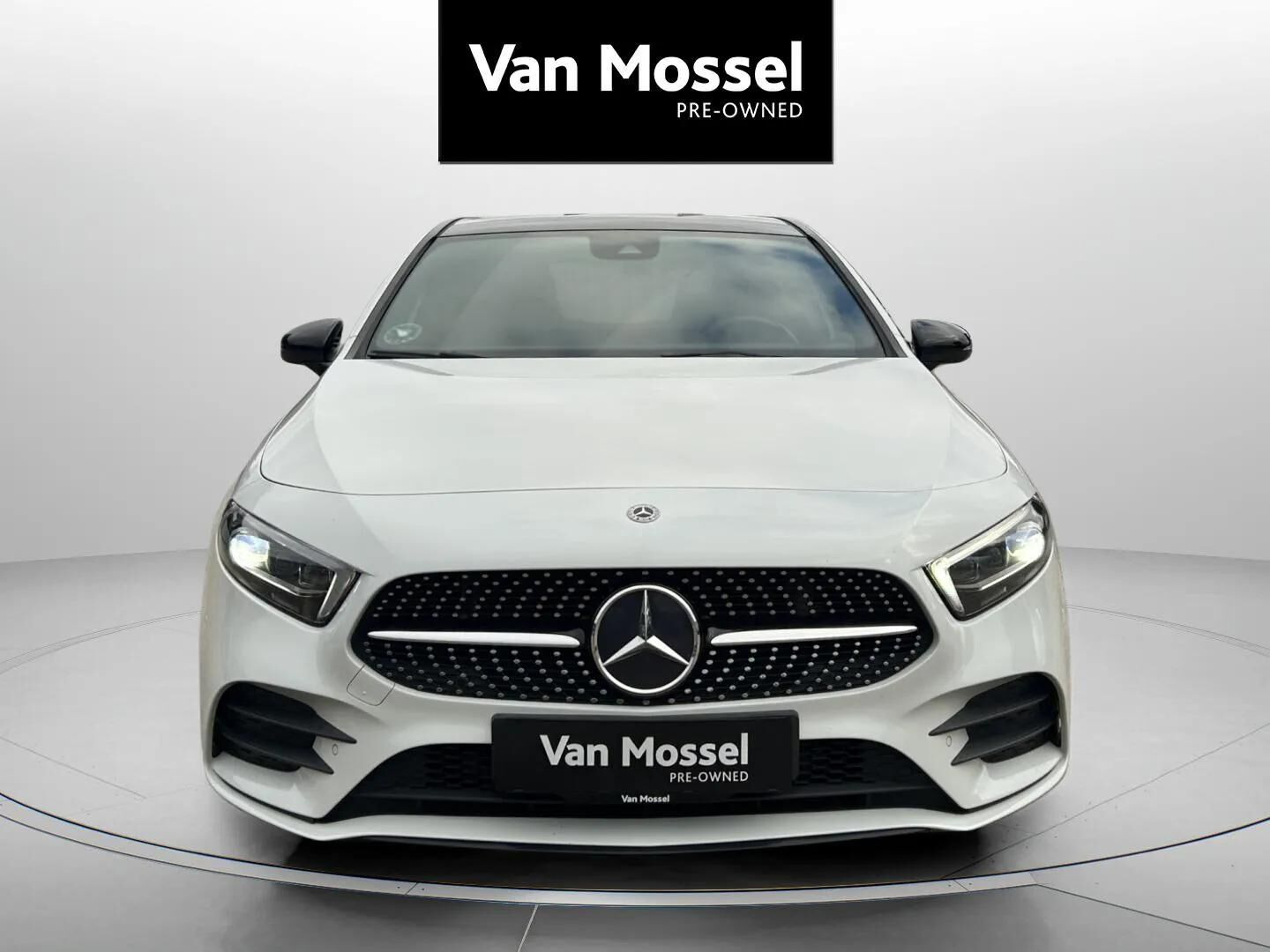 Hvid Mercedes A200 fra 2019