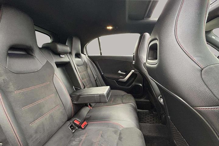 Hvid Mercedes A200 fra 2019