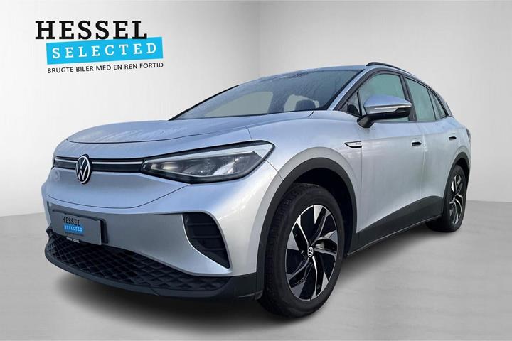 Sølv VW ID.4 fra 2023 set udefra