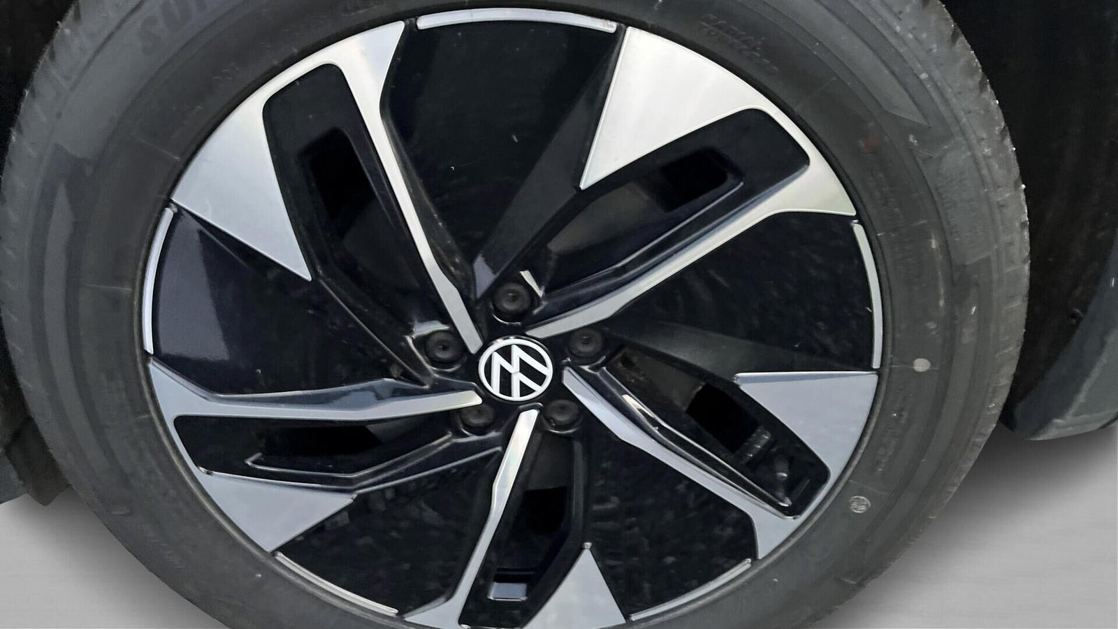 Sølv VW ID.4 fra 2023