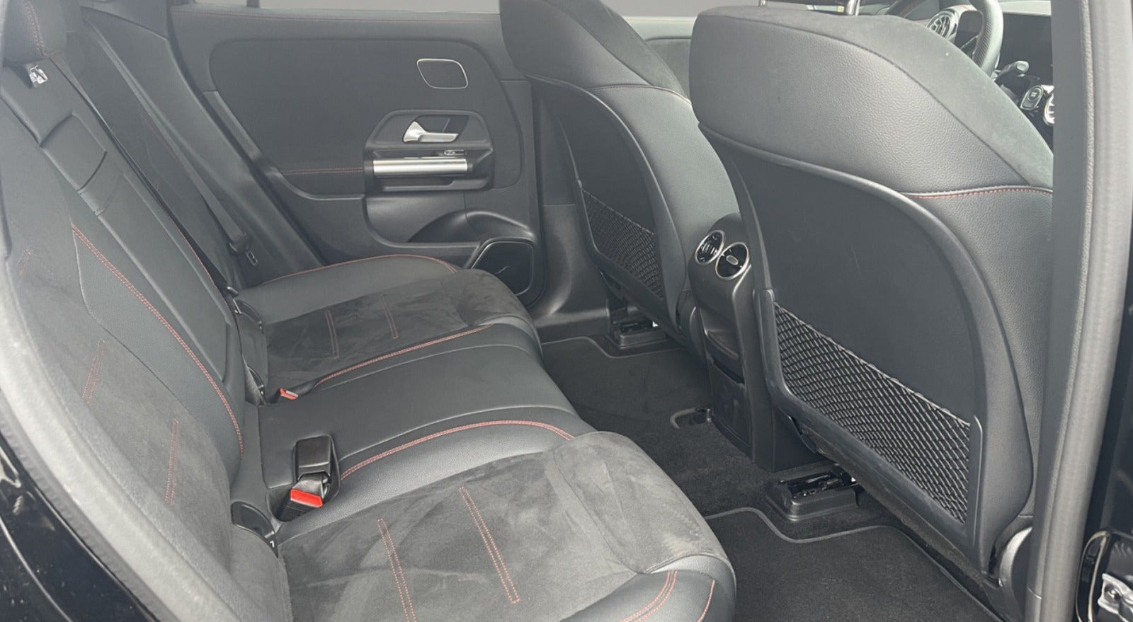 Sort Mercedes EQA250+ fra 2024
