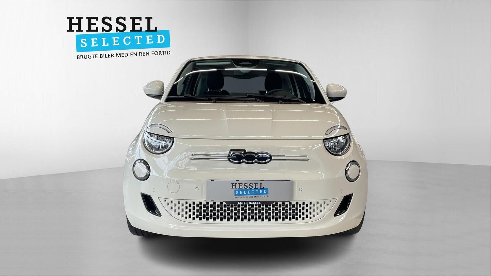 Hvid Fiat 500e fra 2024