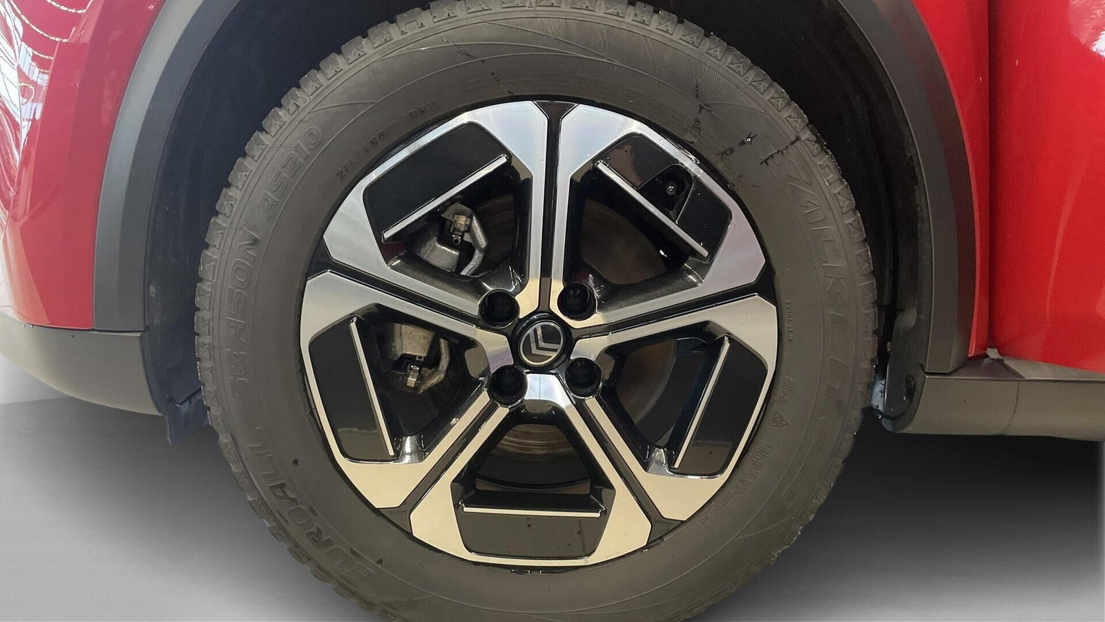 Rød Citroën e-C3 Aircross fra 2026