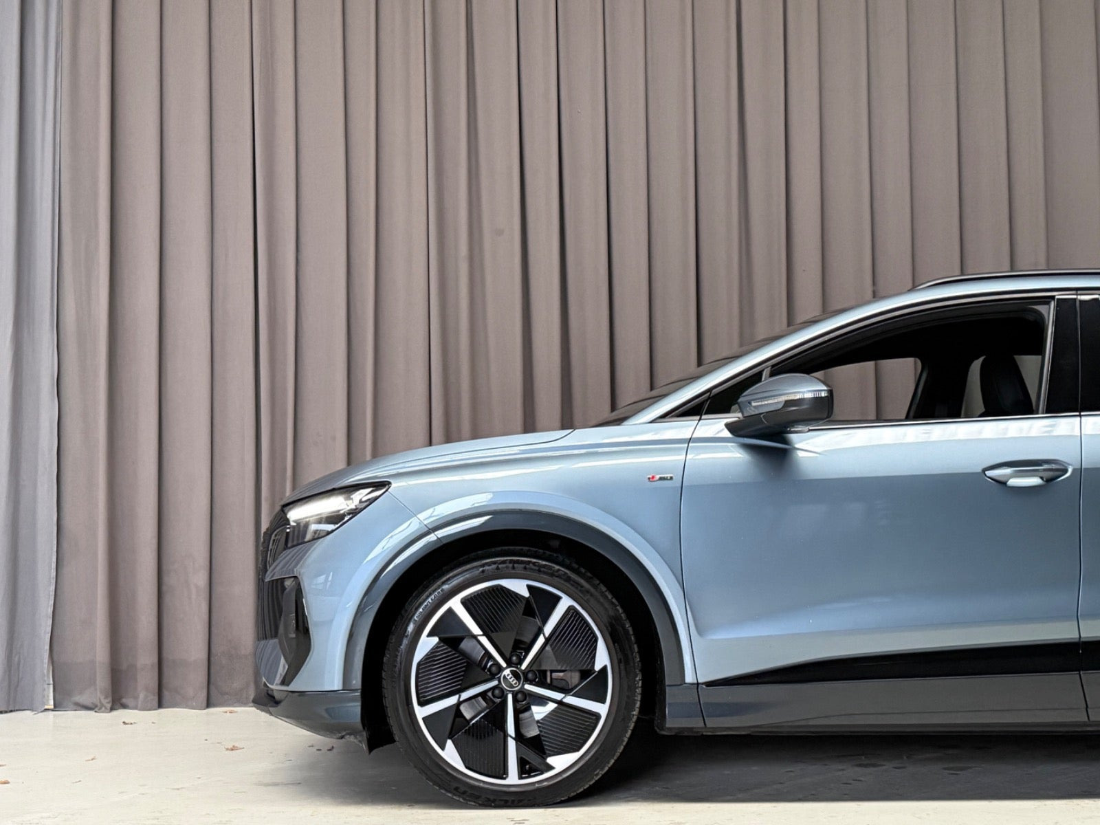 Sort Audi Q4 e-tron fra 2022