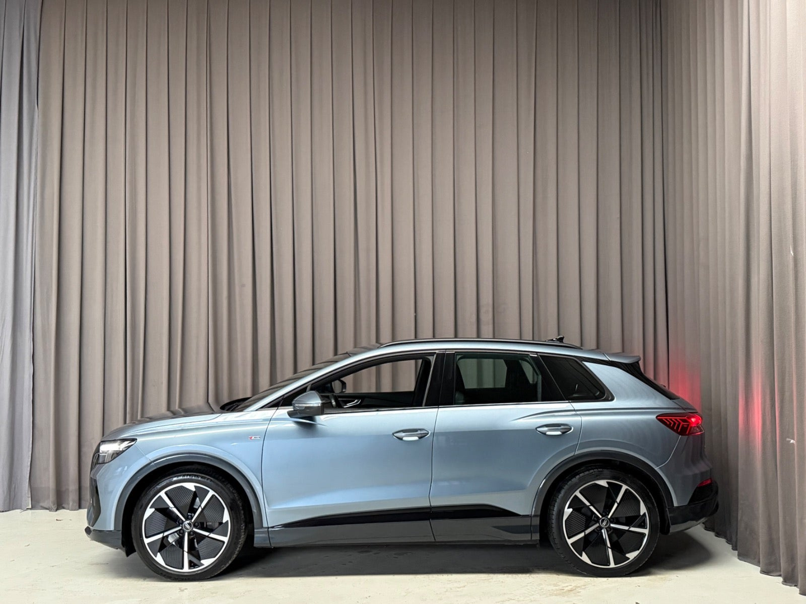 Sort Audi Q4 e-tron fra 2022