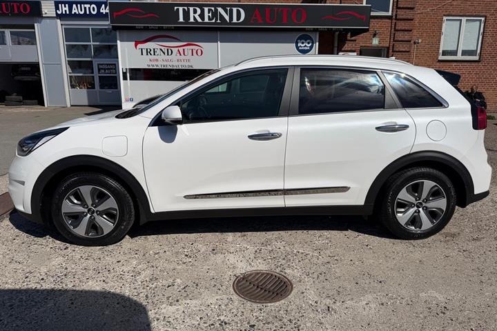 Hvid Kia Niro fra 2019