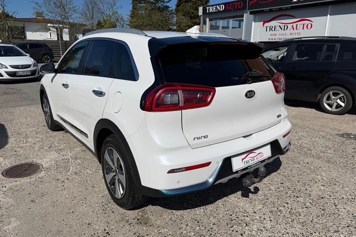 Hvid Kia Niro fra 2019
