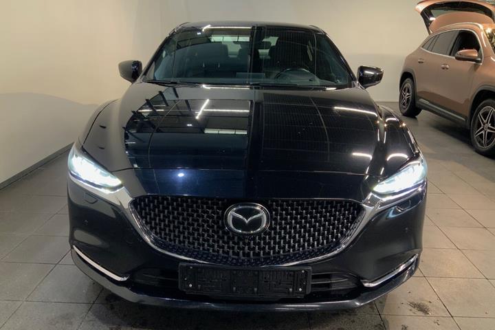 Sort Mazda 6 fra 2018