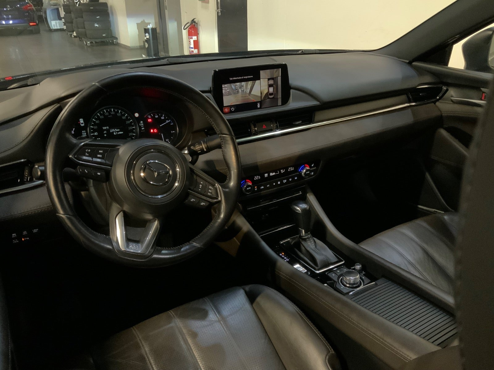 Sort Mazda 6 fra 2018