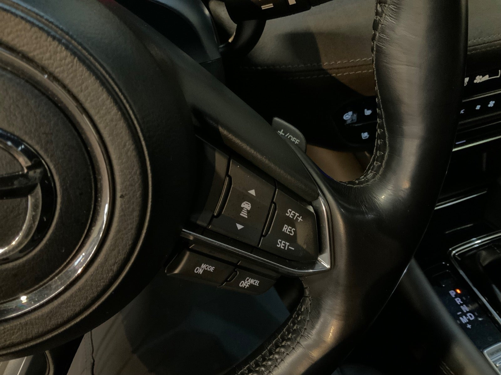 Sort Mazda 6 fra 2018