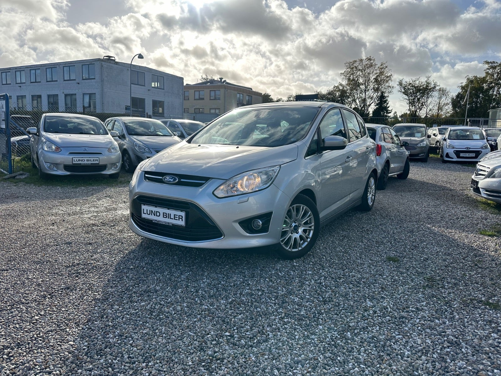 Sølv Ford C-MAX fra 2012