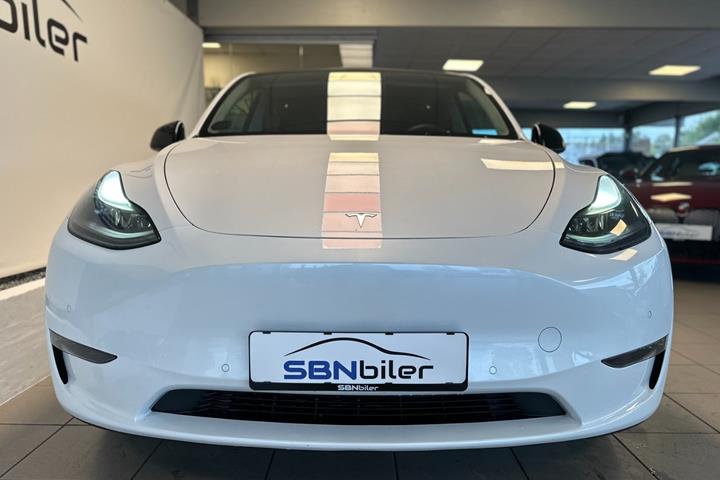 undefined Tesla Model Y fra 2023