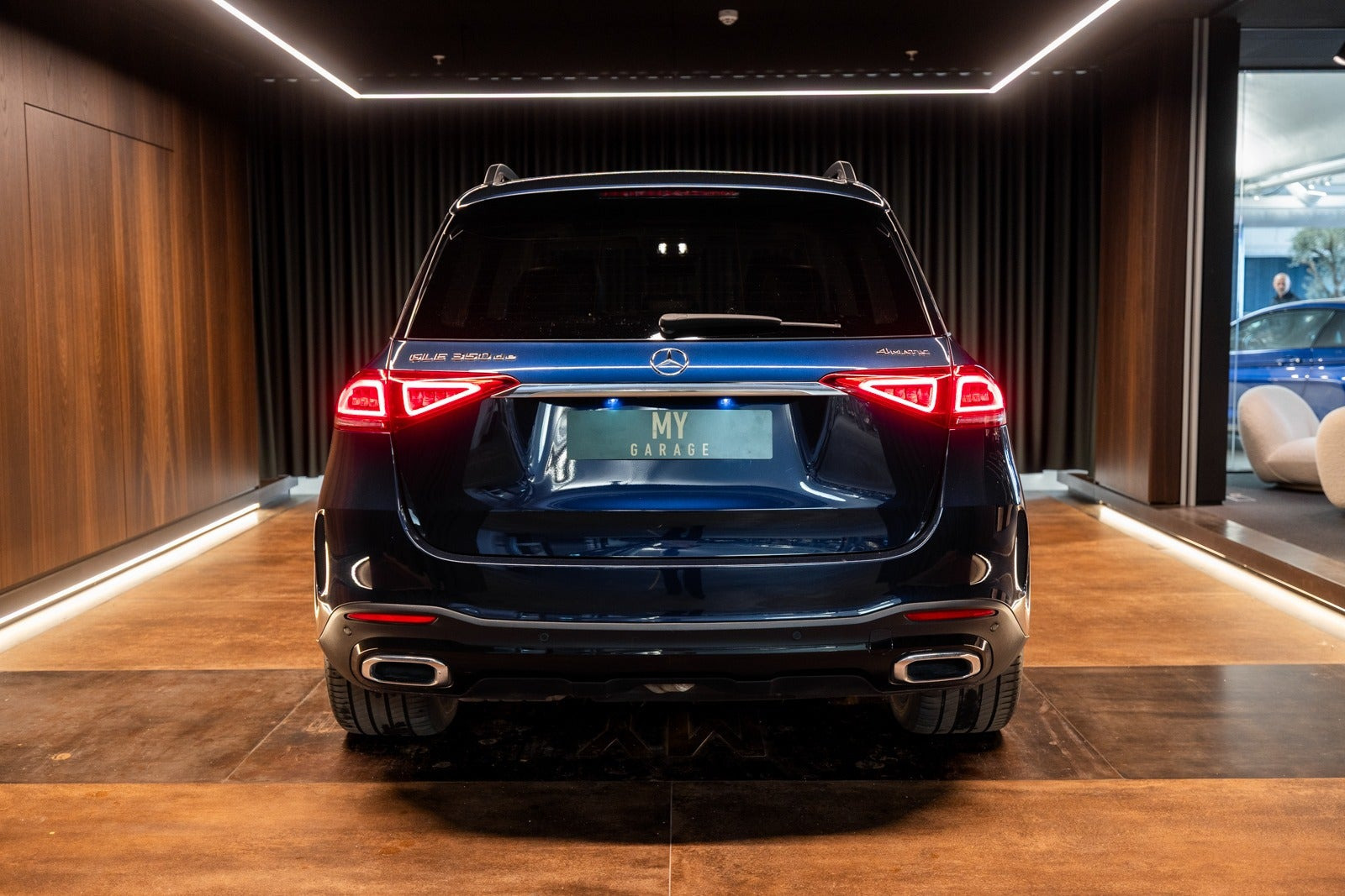 Blå Mercedes GLE350 de fra 2021