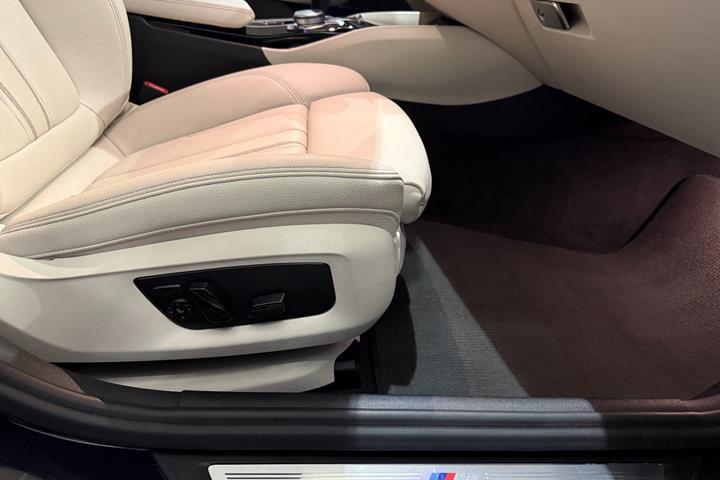 undefined BMW 530e fra 2020
