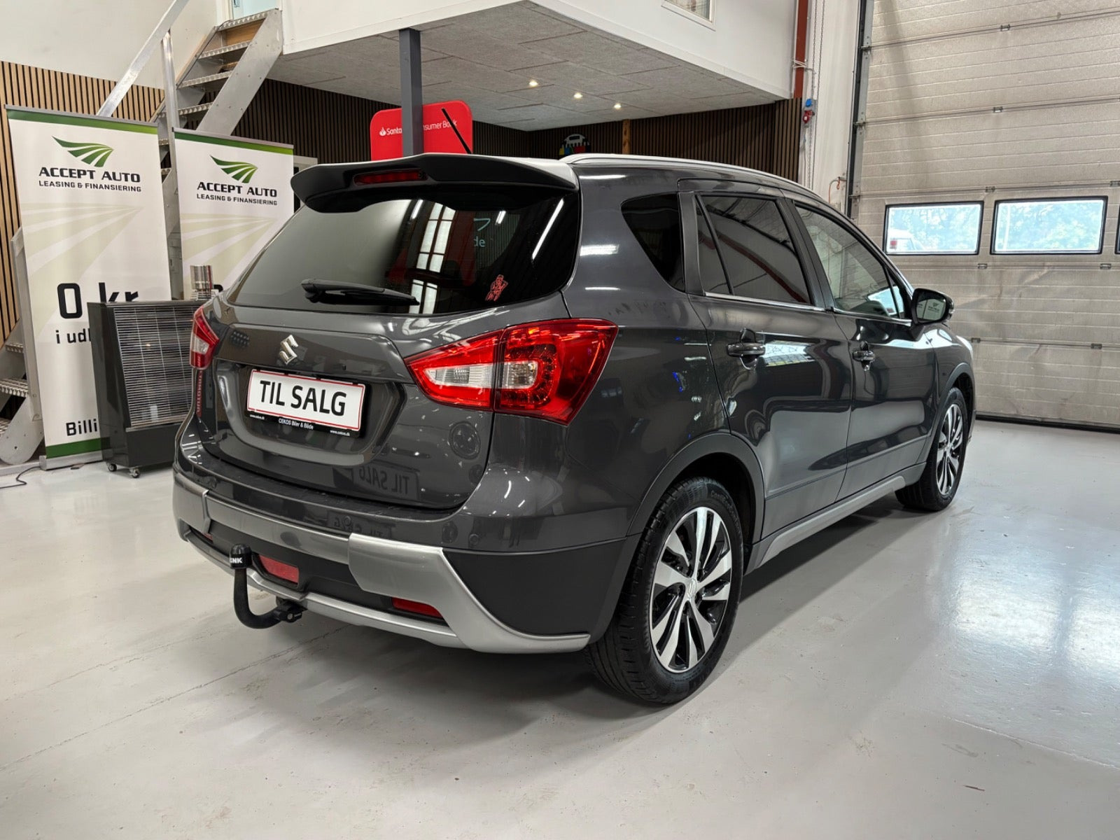 Grå Suzuki S-Cross fra 2018
