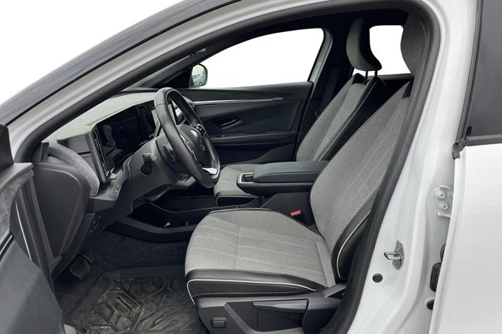 Hvid Renault Megane E-Tech fra 2024