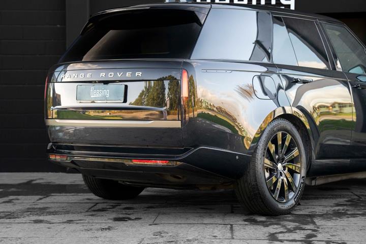 Sort Land Rover Range Rover fra 2023