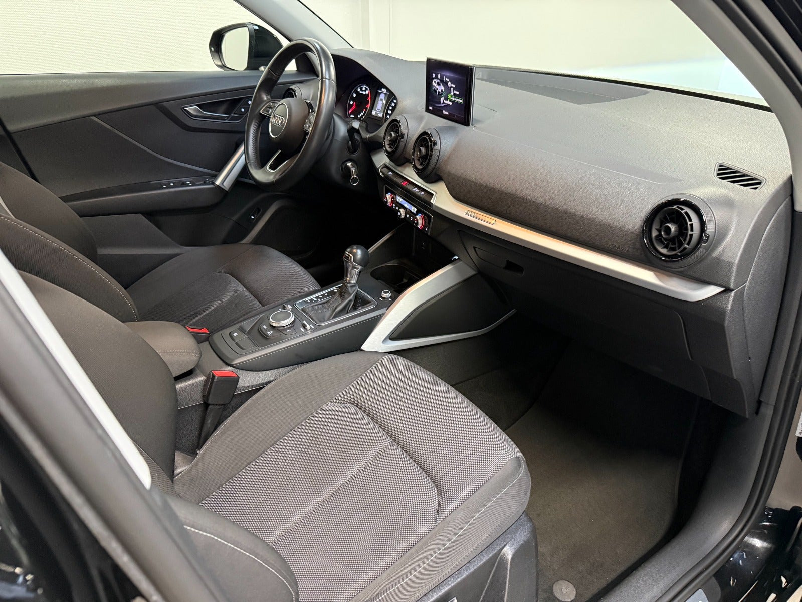 Sort Audi Q2 fra 2018