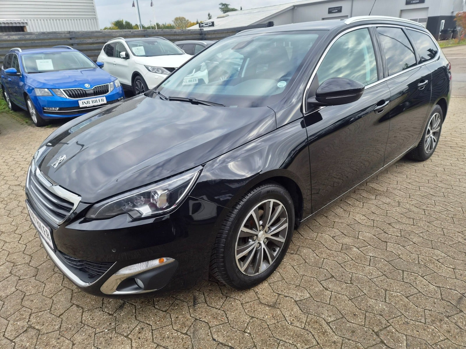 Sort Peugeot 308 fra 2017