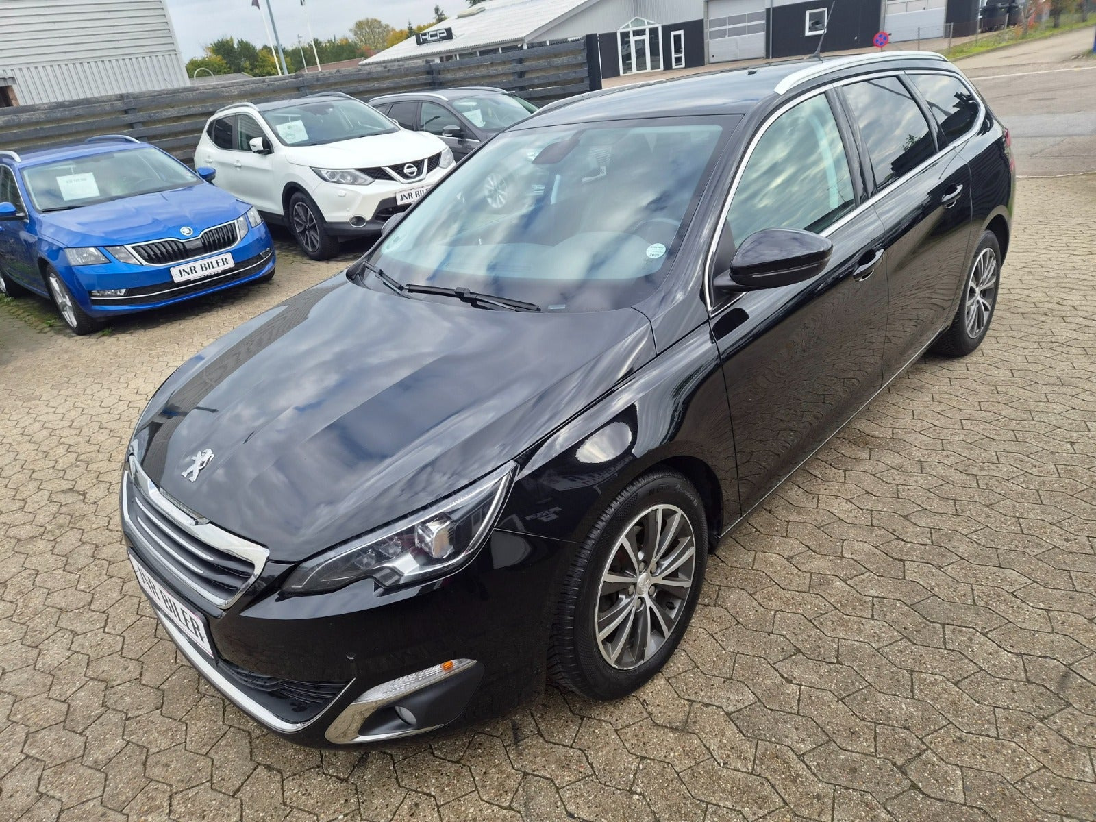 Sort Peugeot 308 fra 2017