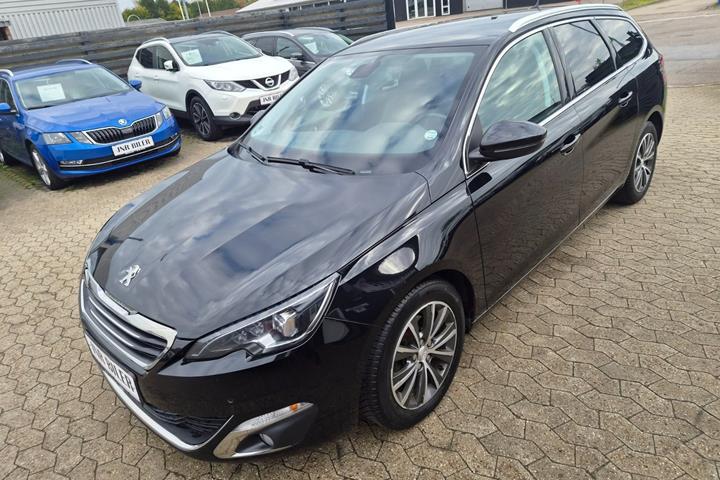Sort Peugeot 308 fra 2017