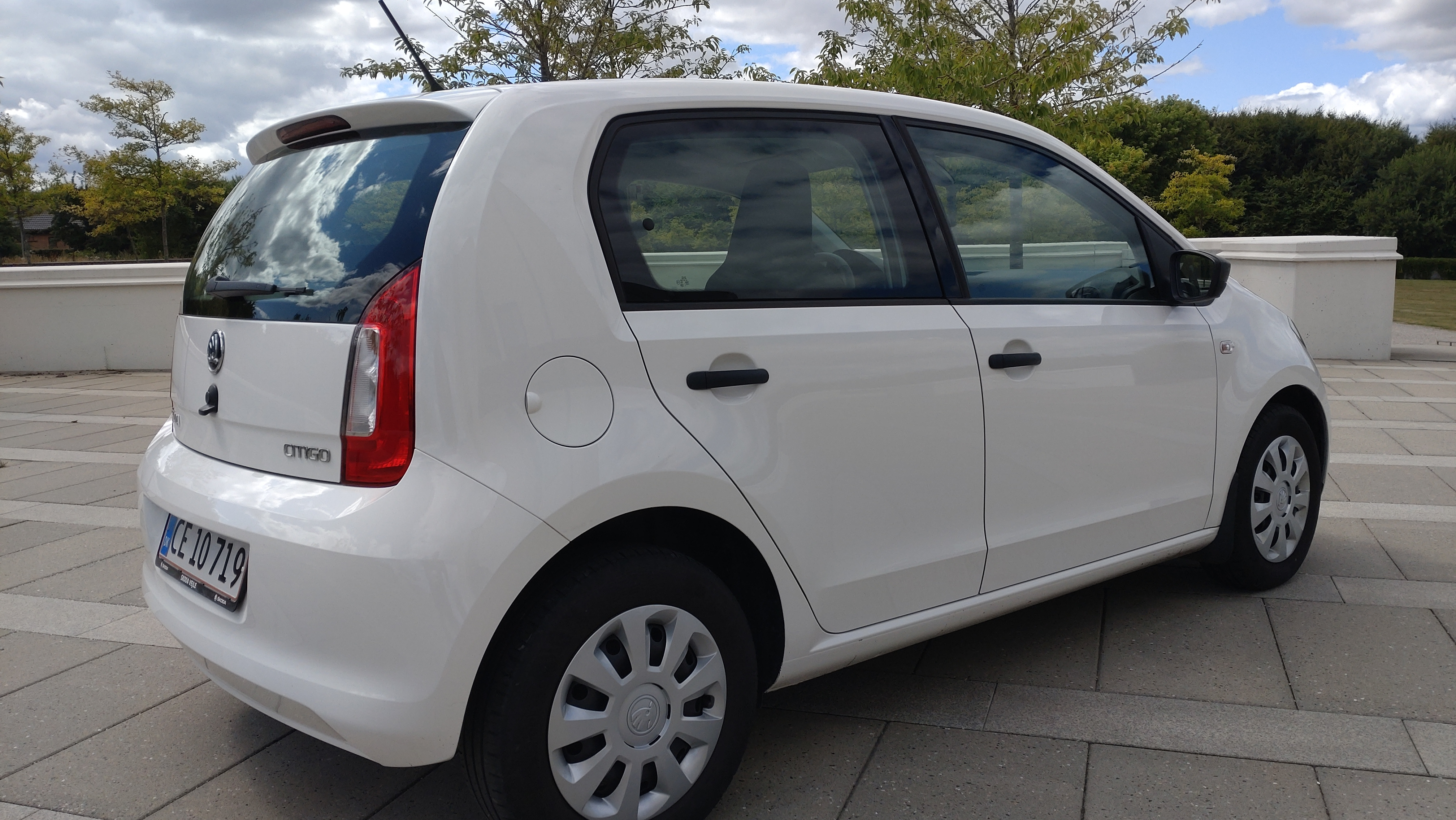 Hvid Skoda Citigo fra 2018
