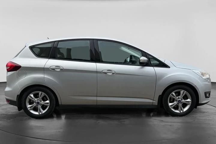 Grå Ford C-MAX fra 2015