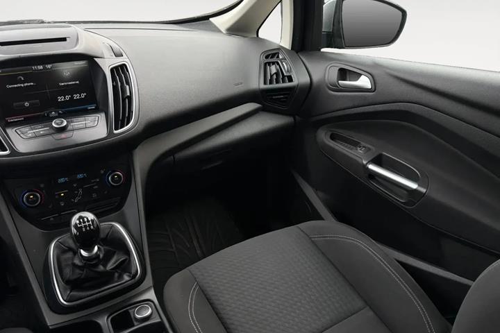 Grå Ford C-MAX fra 2015