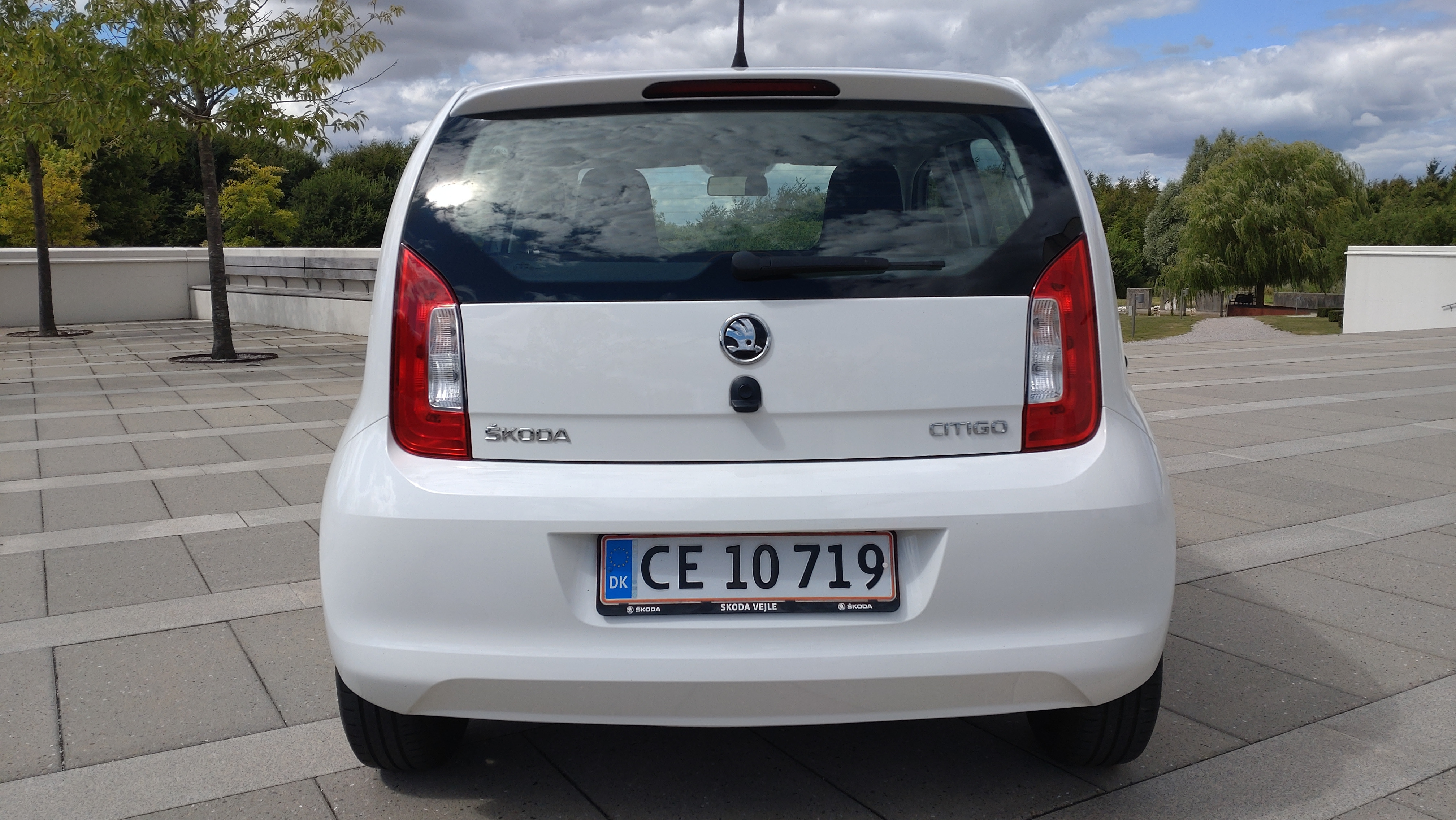 Hvid Skoda Citigo fra 2018