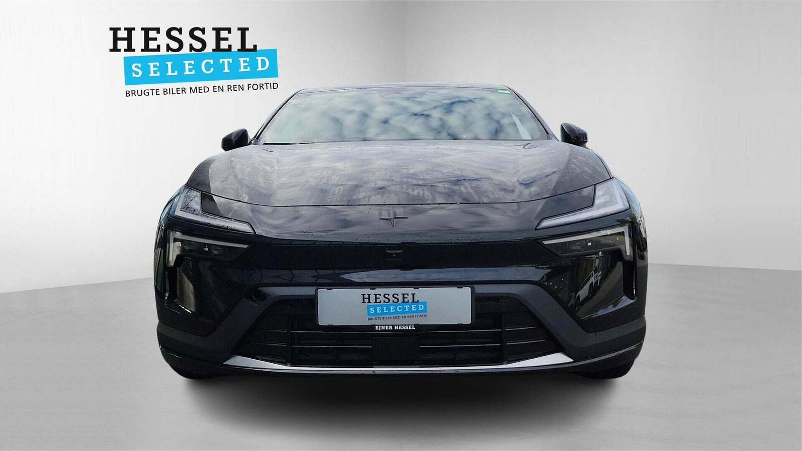 Sort Polestar 4 fra 2026