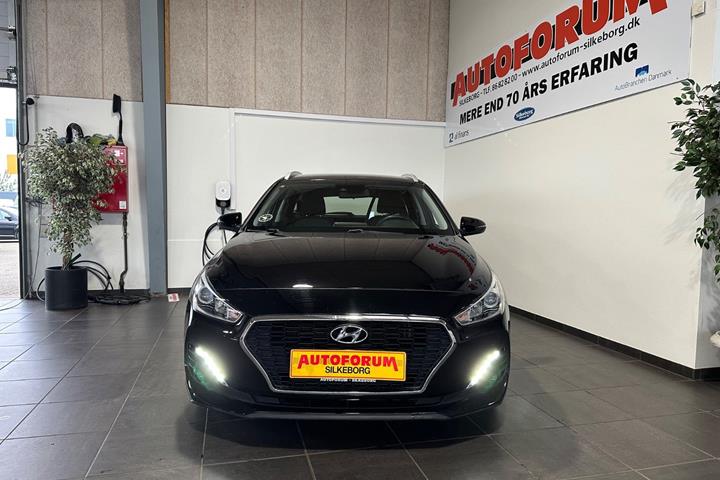 Sort Hyundai i30 fra 2020