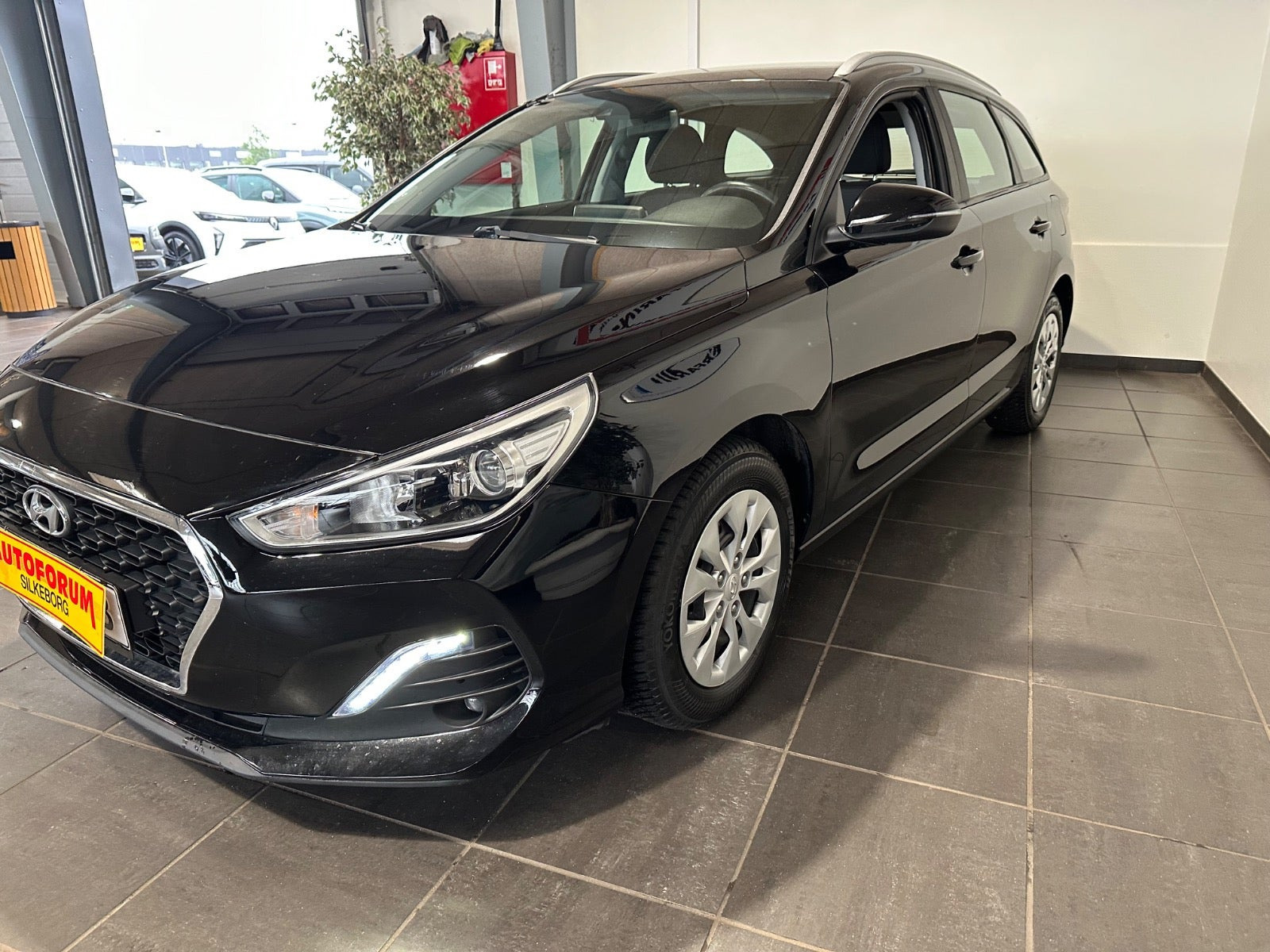 Sort Hyundai i30 fra 2020