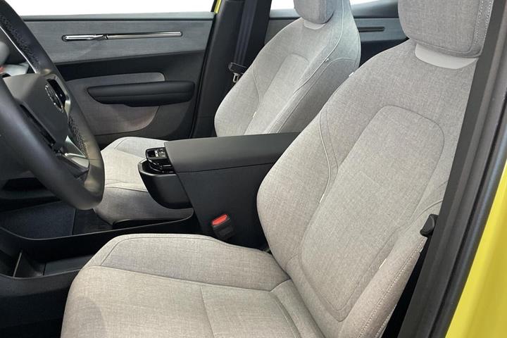 Gul Volvo EX30 fra 2024