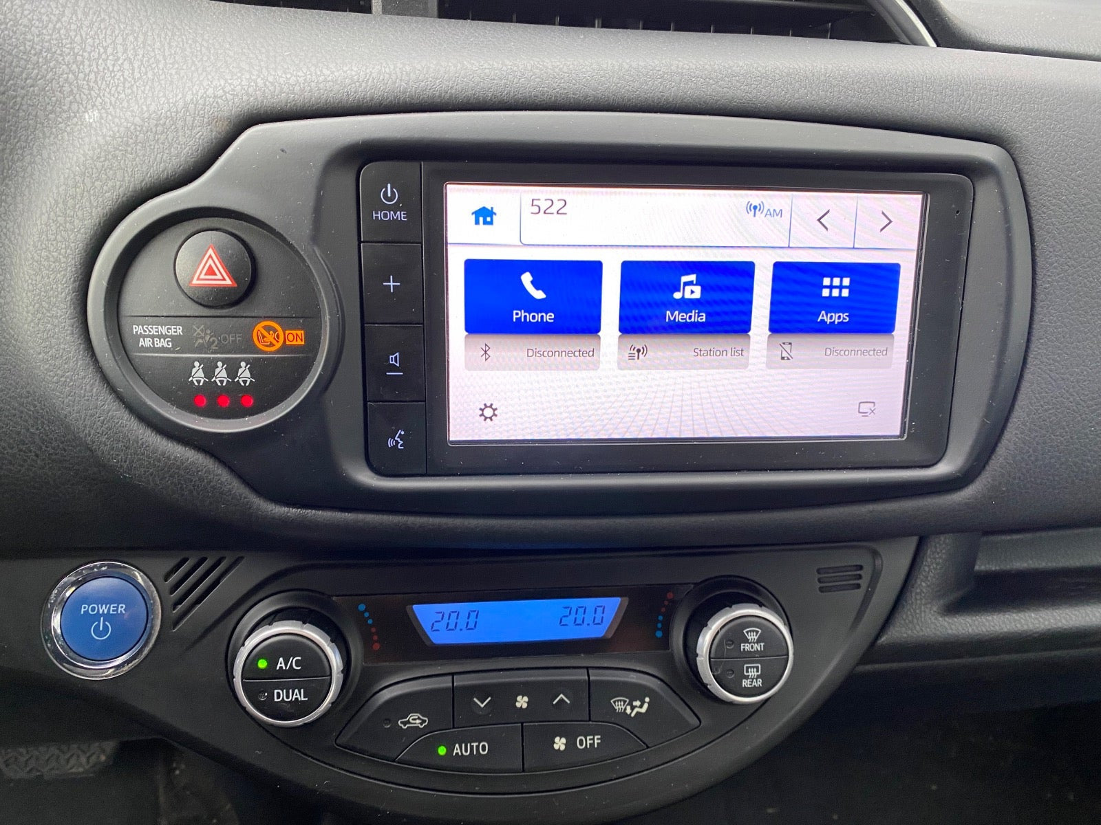 Hvid Toyota Yaris fra 2020