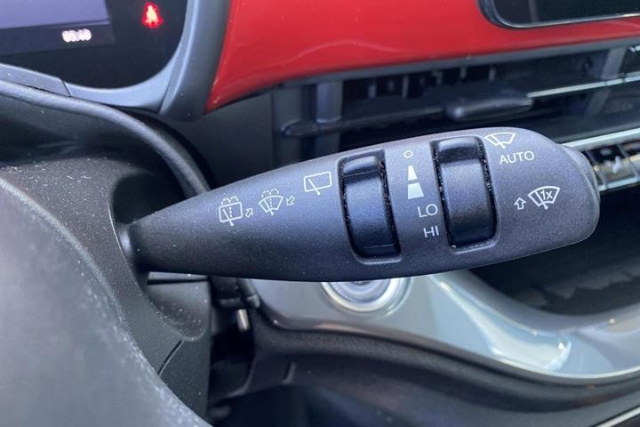 Rød Fiat 500e fra 2024