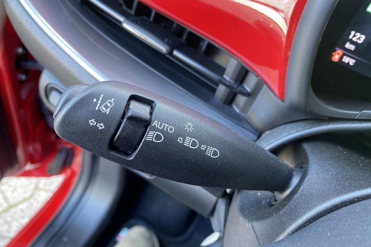 Rød Fiat 500e fra 2024