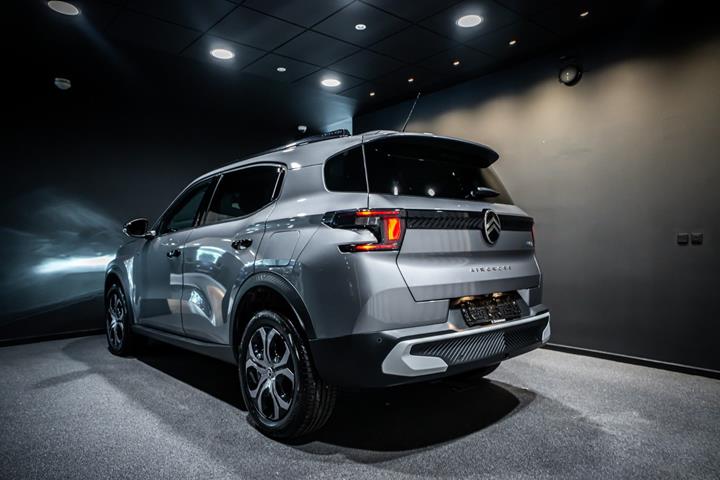 Grå Citroën e-C3 Aircross fra 2025