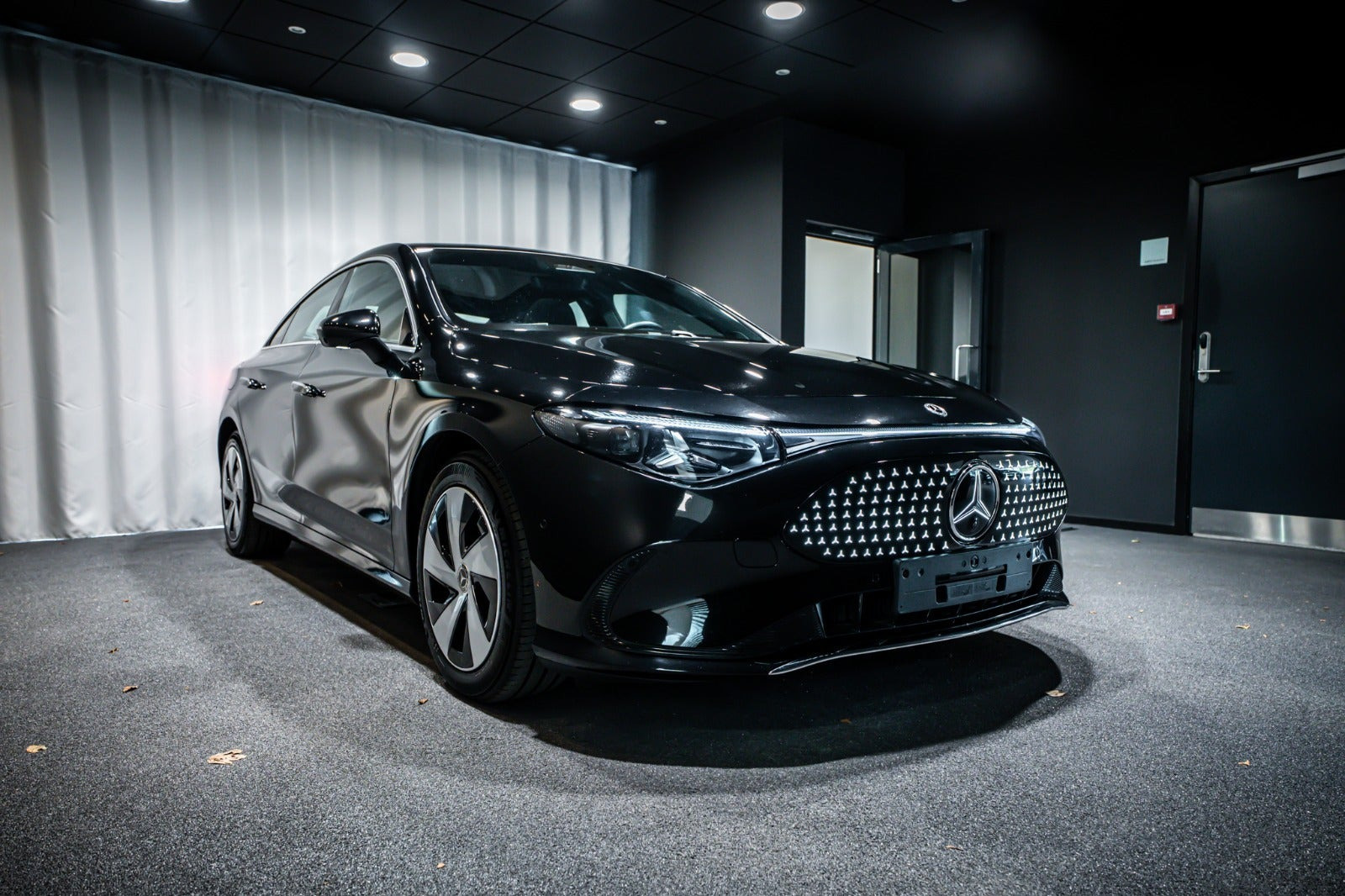 Sort Mercedes CLA250+ fra 2025