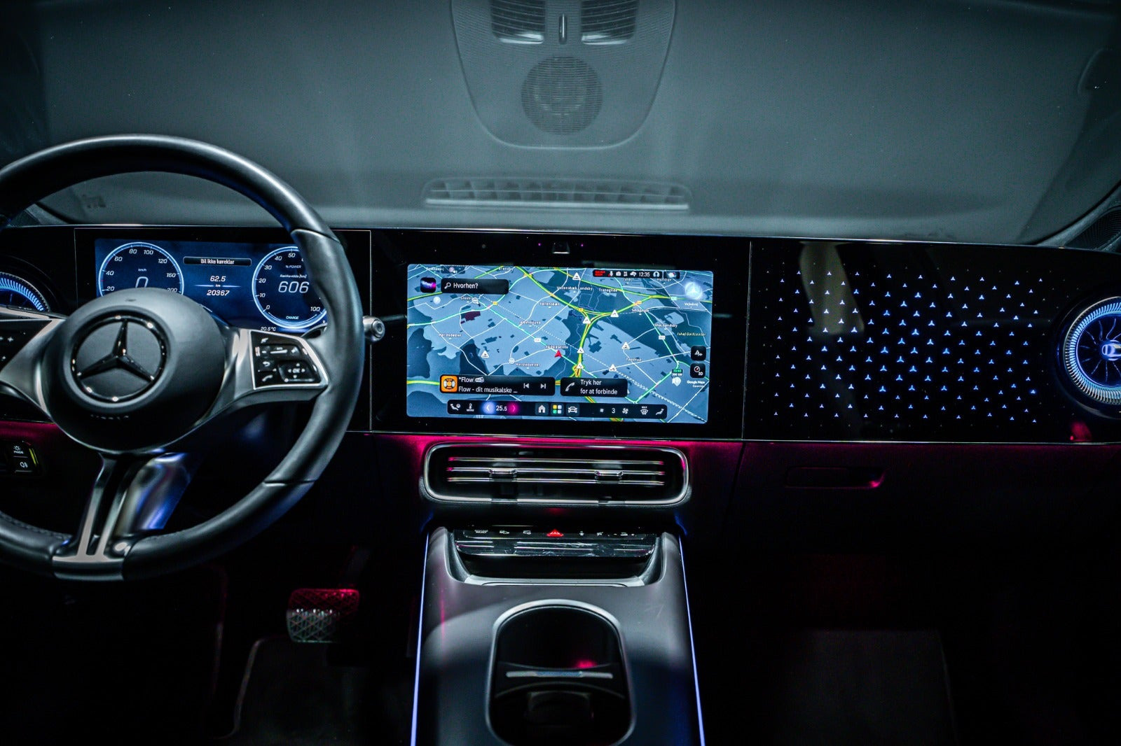 Sort Mercedes CLA250+ fra 2025