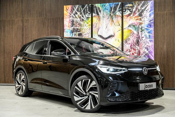 Sort VW ID.4 fra 2023 set udefra