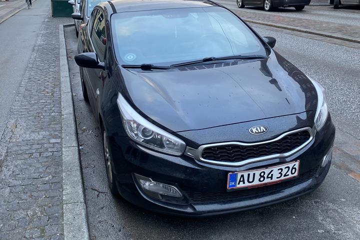 Sort Kia Ceed fra 2015