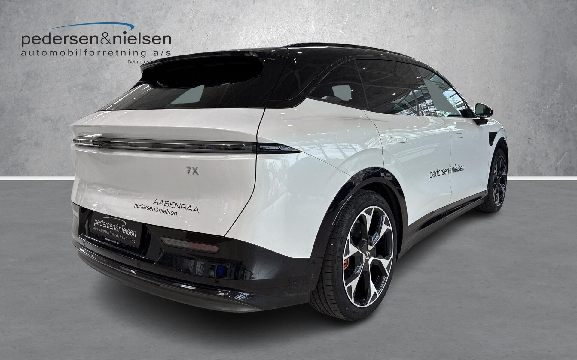 Hvid Zeekr 7X fra 2026