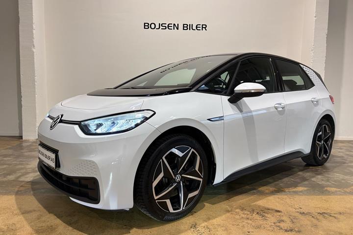 Hvid VW ID.3 fra 2021 set udefra