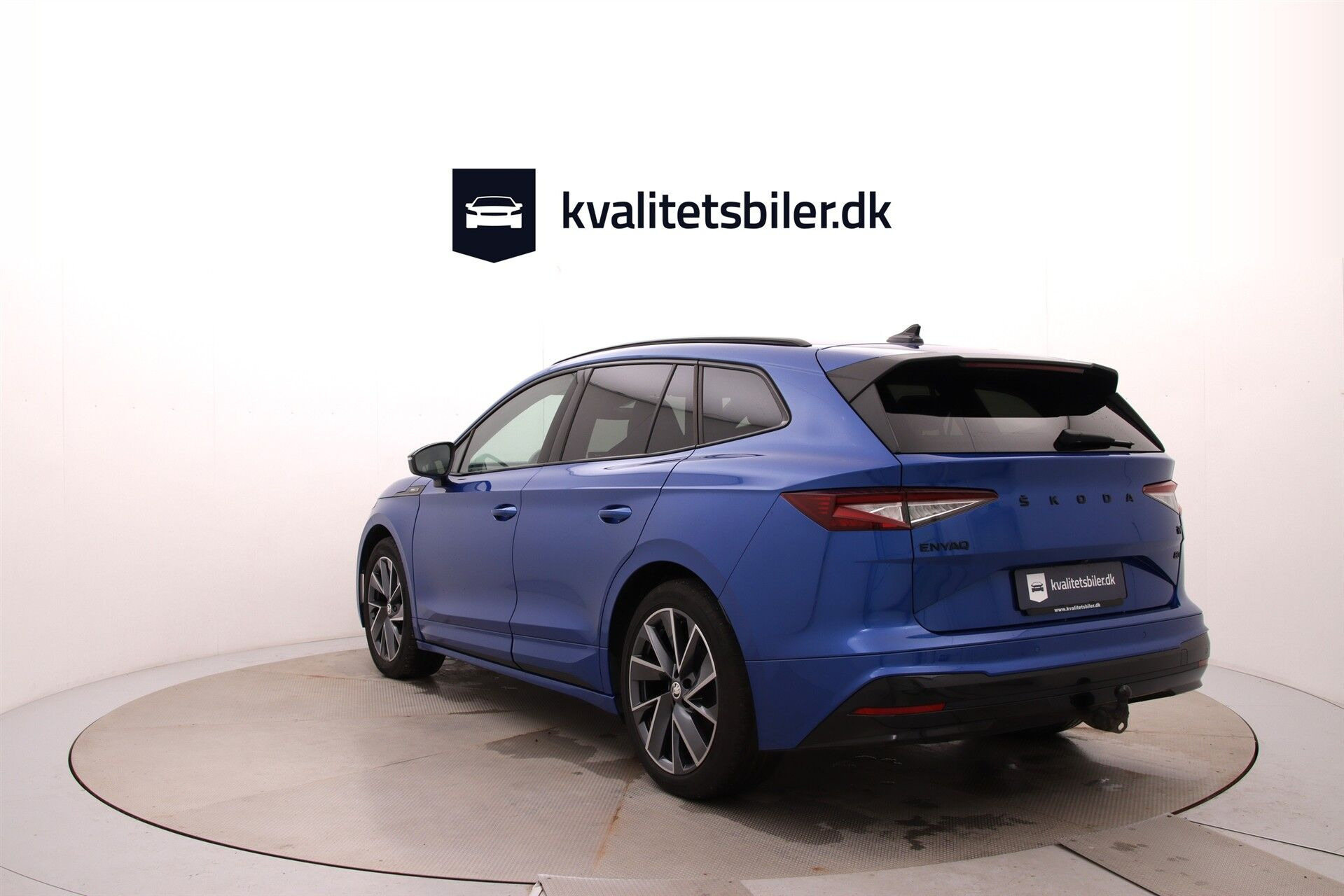 Blå Skoda Enyaq fra 2023