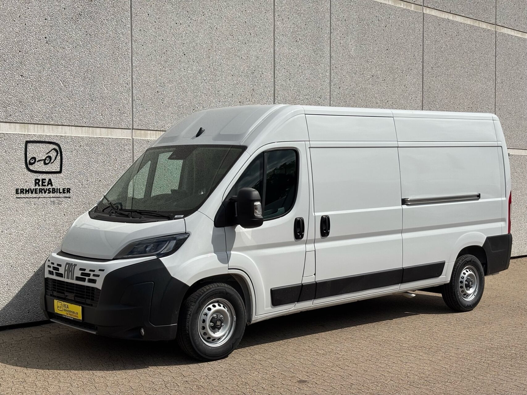 Fiat Ducato 2,2 35M L3H2 Multijet Comfort 180HK Van 8g Aut.