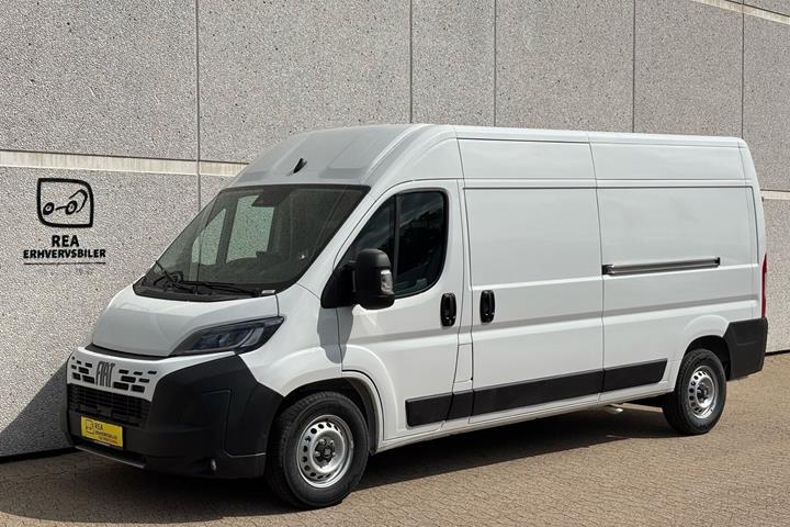 Hvid Fiat Ducato fra 2026